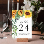 Moderne Sonnenblumenhochzeit Tischnummer<br><div class="desc">Benutzen Sie Sonnenblumen in Ihrem Bouquet oder in Ihrer Dekoration? Dann werden Sie die Liebe dieser modernen Aquarell Sonnenblumen Hochzeit Tischnummer Karten! Die Karte verfügt über eine Aquarellblütenkaskade auf dem links und einen modernen Schriftart mit handgeschriebenen Schriften. Diese sind ideal für Hochzeiten in Ihrem Land, Hochzeiten im Herbst, rustikale Hochzeiten...</div>