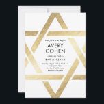 Moderne Star Gold Foil Bat Mitzvah Einladung<br><div class="desc">Das moderne Star Gold Foil Bat Mitzvah Invitation verfügt über eine einzigartige und moderne Star of David Kontur rund um Ihre Veranstaltungsdetails.</div>