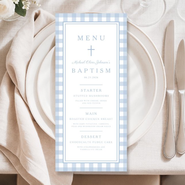 Moderne staubblaue Gingham-Taufe für Jungen Menükarte (Modern Dusty Blue Gingham Boy Baptism Menu)