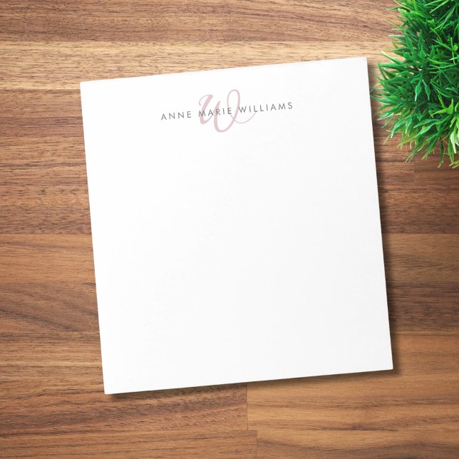 Moderne Staubige Flieder Script-Monogramm Notizblock (Von Creator hochgeladen)