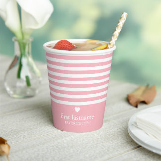Moderne Streifen mit hochklassigem Herz-Monogramm Pappbecher