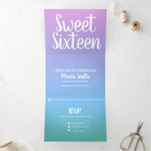Moderne Sweet 16 Lila Blau Ombre Fotografie Dreifach Gefaltete Einladung