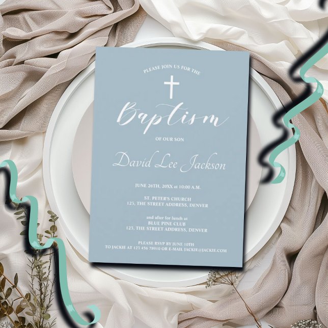 Moderne Taufe Christening White Cross Dusty Blue Einladung (Von Creator hochgeladen)