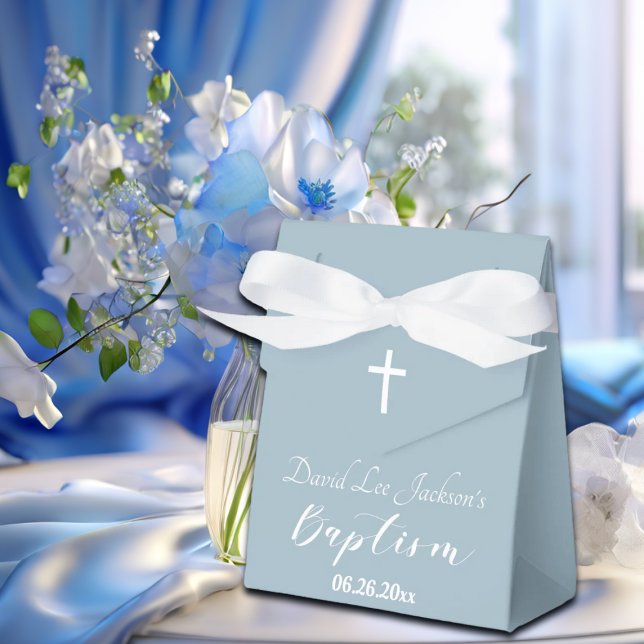 Moderne Taufe Christening White Cross Dusty Blue Geschenkschachtel (Von Creator hochgeladen)