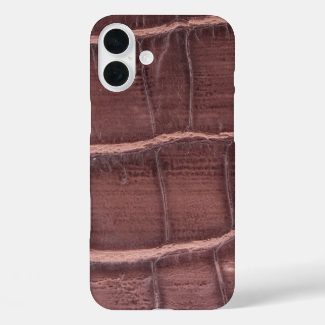 Moderne Taupe Croc Leather Textur iPhone 16 Plus Hülle (Rückseite)