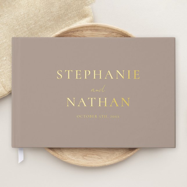 Moderne Taupe Minimalistische Goldmedaille Hochzei Gästebuch (Von Creator hochgeladen)