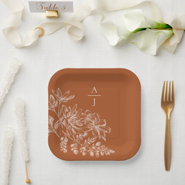 Moderne Terra Cotta Monogram Floral Square Pappteller (Hochzeit)