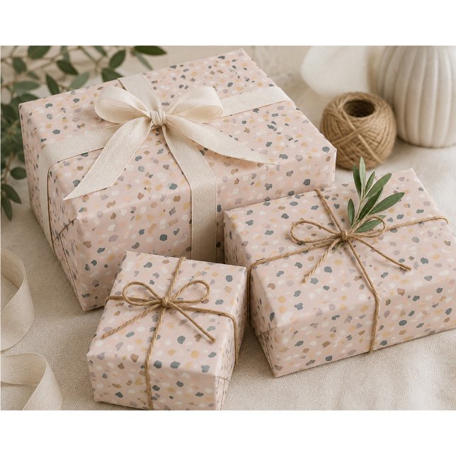 Moderne Terrazzo-Muster-Beige-Verpackungspapier Geschenkpapier (Von Creator hochgeladen)