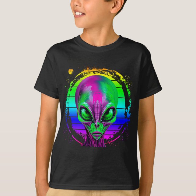 Moderne trendige Alien mit farbenfrohen Regenbogen T-Shirt (Vorderseite)