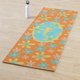 Moderne, trendige, bläserne, gelbe Cyan-Monogramm Yogamatte