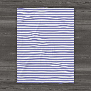 Moderne, trendige Streifen Fleecedecke