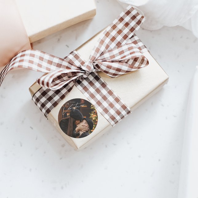 Moderne, trendige Weihnachten | Romantisches Coupl Runder Aufkleber (Von Creator hochgeladen)