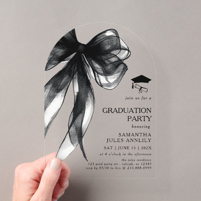 Moderne Trendy Black Bow Arch Graduation Party Acryleinladungen (Insitu (Handheld))