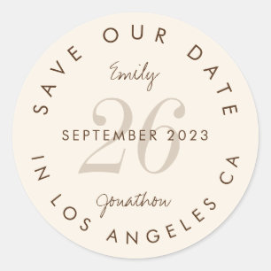 Moderne Typografie Brown Save the Date Runder Aufkleber