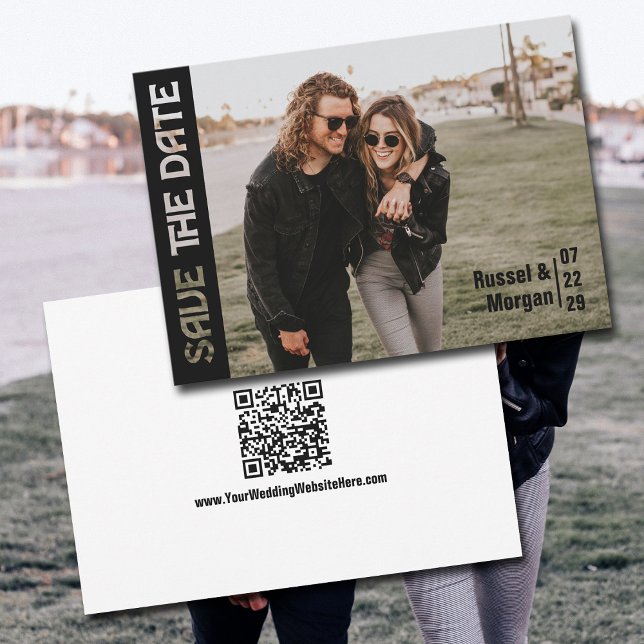Moderne Typografie Foto Lässig Save The Date (Modern Save the Date Card.  Add a fun photo of the two of you that makes your love shine! )