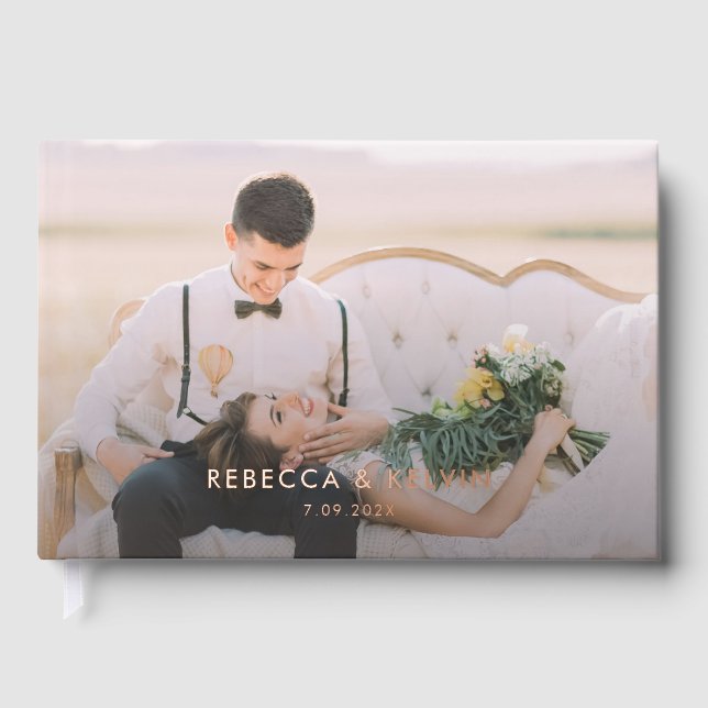 Moderne Typografie Foto Rose Gold Foil Hochzeit Gästebuch (Vorderseite)