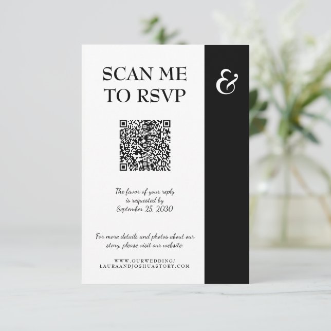 Moderne Typografie Hochzeit QR CODE RSVP Karte (Stehend Vorderseite)