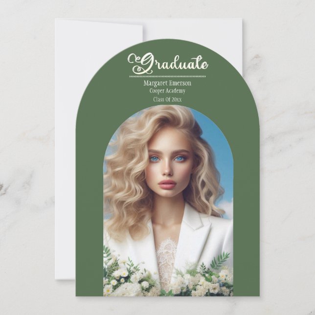 Moderne Typografie muffige Graduate Olive Green Ar Einladung (Vorderseite)