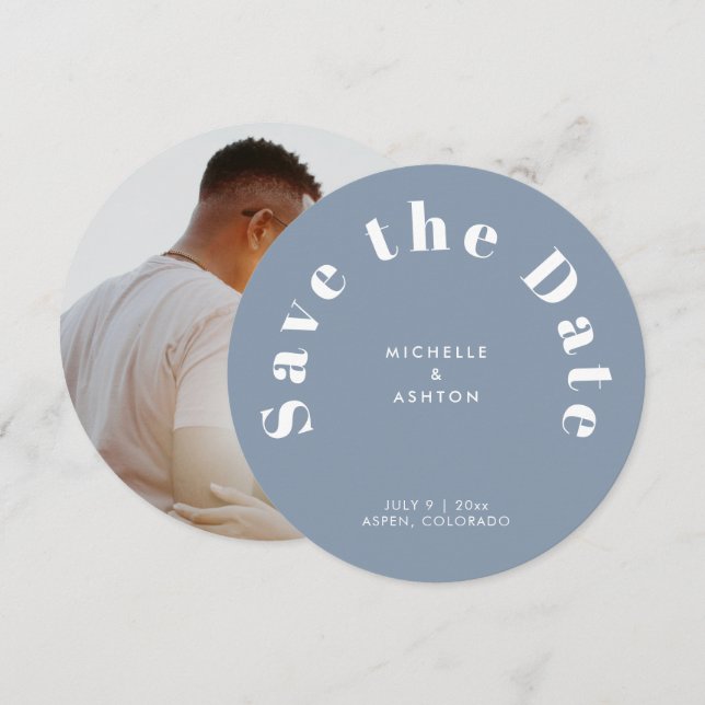 Moderne Typografie rund Circle Dusty Blue Save The Date (Vorne/Hinten)