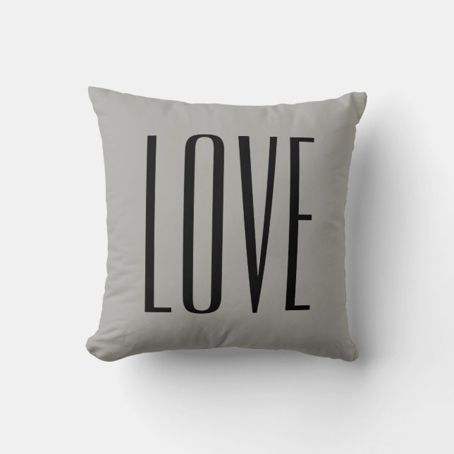 Moderne Typografie Saga Green Liebe Kissen (Vorderseite)