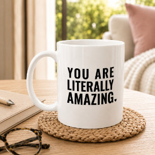 Moderne Typografie Schwarz-weiß inspirierendes Zit Kaffeetasse