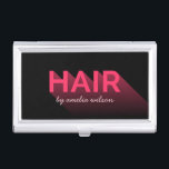 Moderne Typografie-schwarzer und rosa Haar-Stylist Visitenkarten Dose<br><div class="desc">Speichern Sie Ihre Visitenkarten in diesem modernen schwarzen und rosa "Haar" Typografie-Visitenkartehalter. Karo heraus die zusammenpassende Geschäftskarte hier https://www.zazzle.com/modern_typography_black_and_pink_hair_stylist_business_card-240984155131985968?rf=238364477188679314 Personifizieren Sie dieses, indem Sie den Placeholdertext ersetzen, um Ihre eigenen Informationen zu addieren. Für mehr Wahlen wie, den Schriftart und ihn ist zu ändern das Größenklicken "besonders anfertigen es" Knopf. *Please...</div>