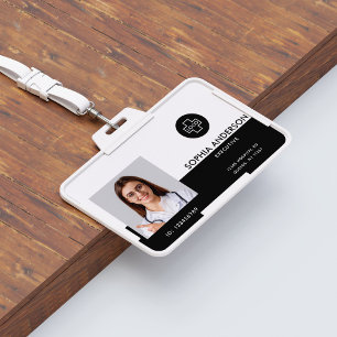 Moderne Vorlage Mitarbeiterfoto Logo Name Krankens Ausweis