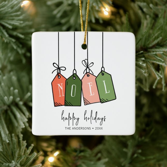 Moderne Weihnachten Happy Holidays Keramikornament (Baum)