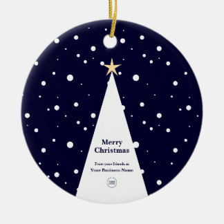 Moderne Weihnachtsbaum-Schnee-Geschäft-Logo Navy B Keramik Ornament