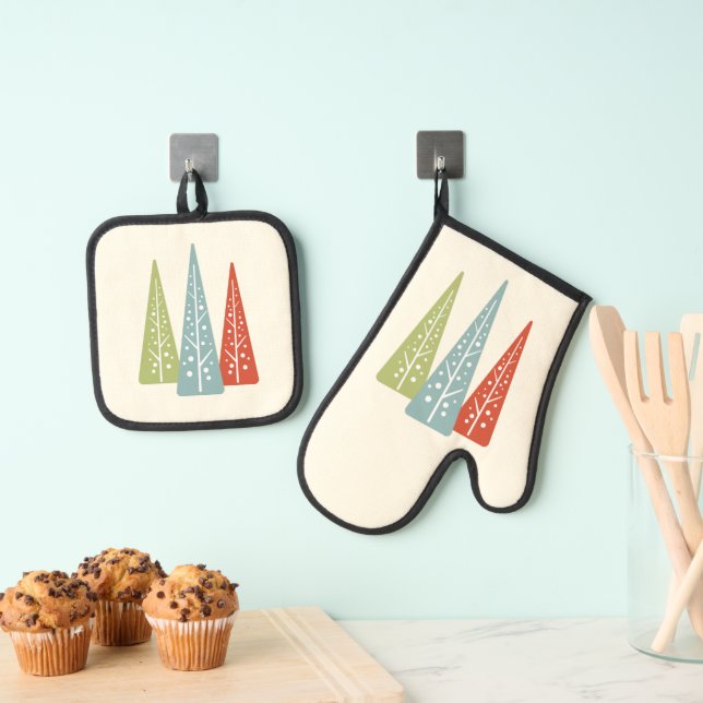 Moderne Weihnachtsbäume des Mitteljahrhunderts Ofenhandschuh & Topflappen-Set (Insitu (Hängend))