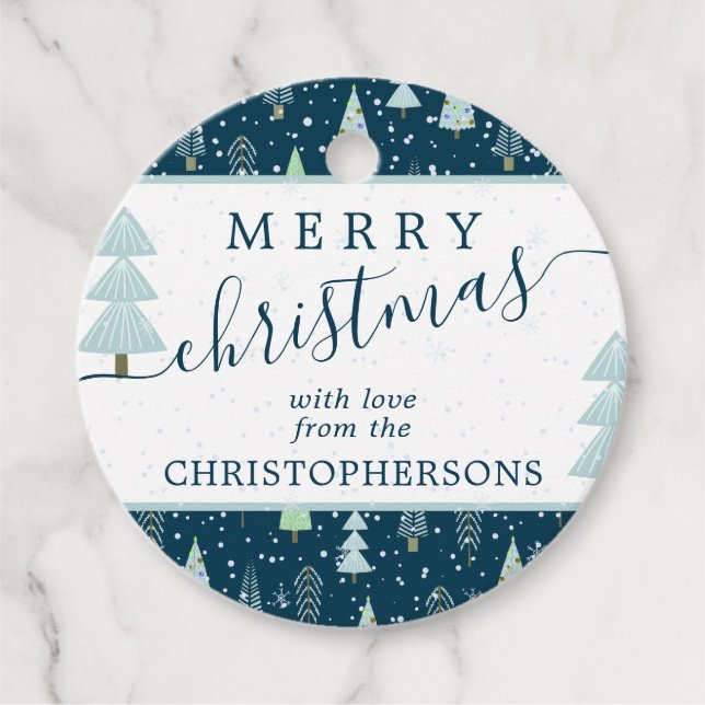 Moderne Weihnachtsbäume MERRY CHRISTMAS Script Blu Geschenkanhänger (Vorderseite)