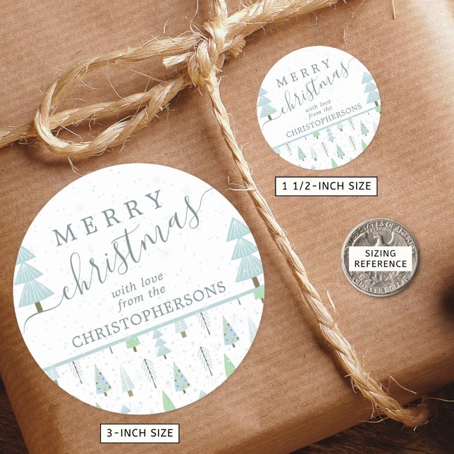 Moderne Weihnachtsbäume MERRY CHRISTMAS Script Blu Runder Aufkleber (Von Creator hochgeladen)