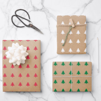 Moderne weiße rote grüne Weihnachtsbäume auf Kraft Geschenkpapier Set