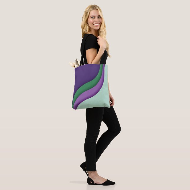 Moderne Welle Lila Grün  Tasche (Am Model)