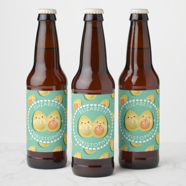 Moderne Whimsical Funny Avocados Niedliche Hochzei Bierflaschenetikett (Flaschen)