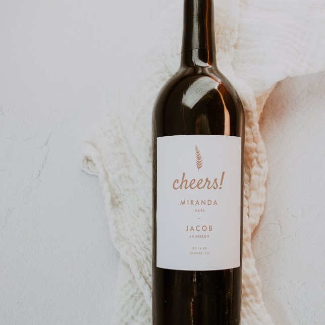 Moderne White & Beige Palm Leaf Wedding Weinetikett (Von Creator hochgeladen)