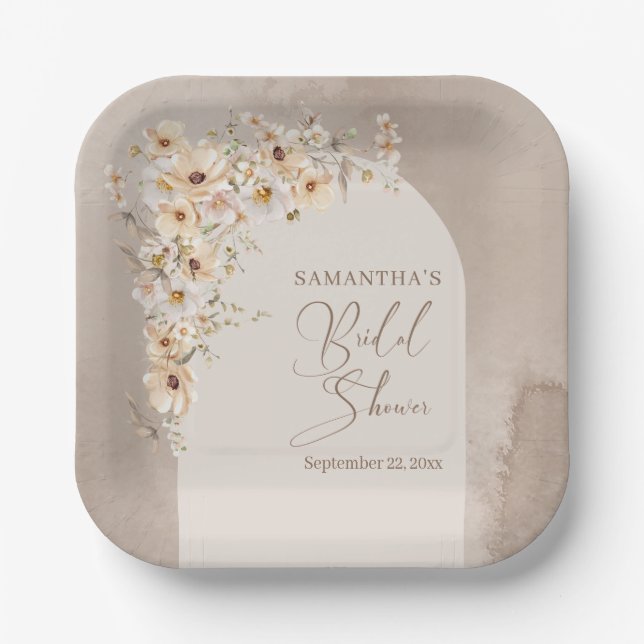 Moderne Wildblumen Ivory Boho Arch Brautparty Pappteller (Vorderseite)