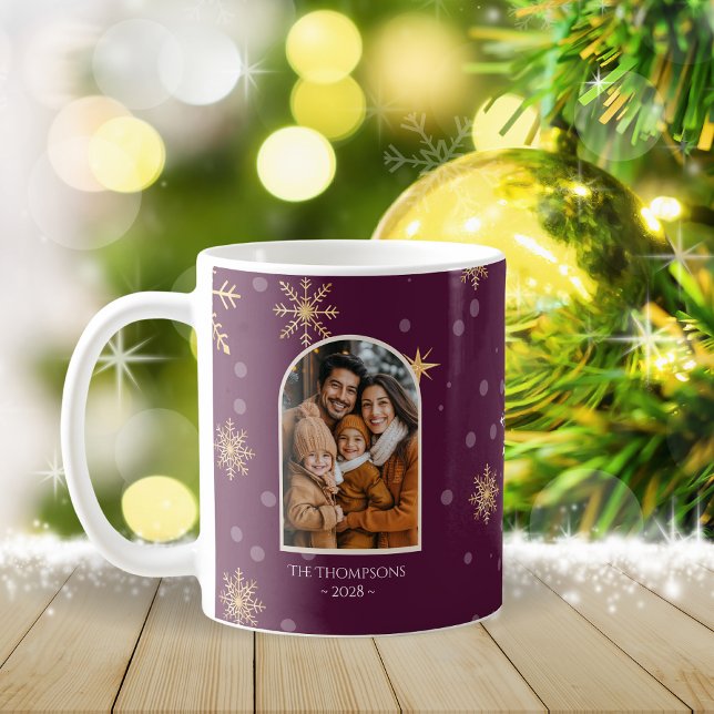 Moderne Winterschneeflocken Foto Burgund Weihnacht Kaffeetasse (Von Creator hochgeladen)