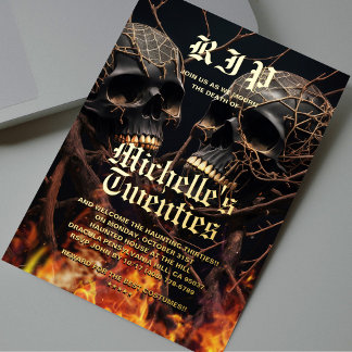 Moderner 30. Geburtstag Halloween Black Gold Skull Folieneinladung