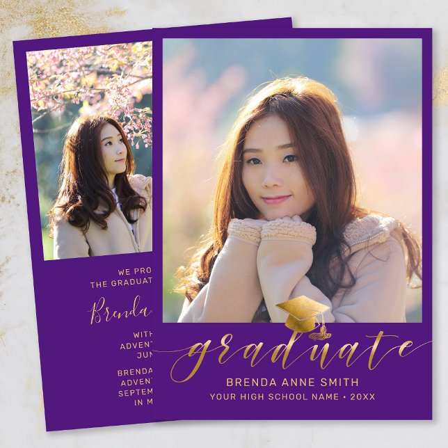 Moderner Abschluss 2 Foto Gold Script Cap Lila Ankündigung (Modern Two Photo Gold Script on Purple Graduation Announcement)