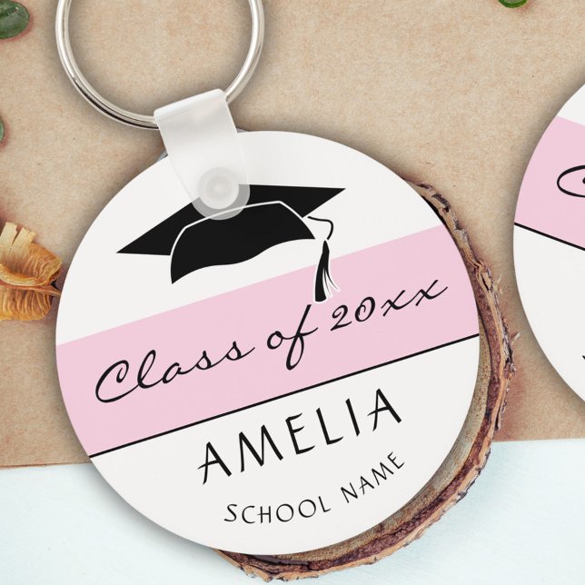 Moderner Abschluss für Pink-Klasse und Graduate Na Schlüsselanhänger (Von Creator hochgeladen)