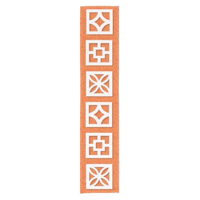 Moderner Breeze Block Orange Runner aus der Mitte  Kurzer Tischläufer (Vorderseite)