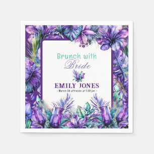 Moderner Brunch mit lila Blumenkohl Serviette