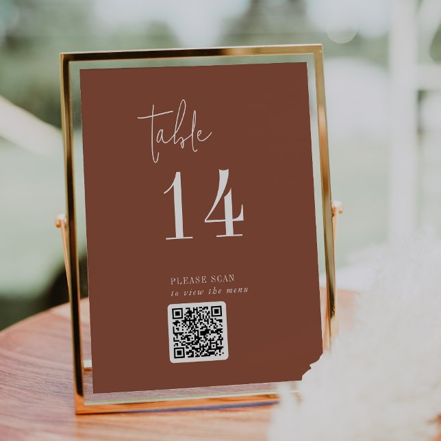 Moderner Chic Terracotta Rust QR Code Tischnummer (Von Creator hochgeladen)