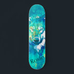 Moderner cooler, aquamarin-blaugrüner Wolf Skateboard<br><div class="desc">Ein modernes cooles Handgemälde aquamarin,  blau und grün Aquarell abstrakte Wolfsmuster Monogramm.</div>
