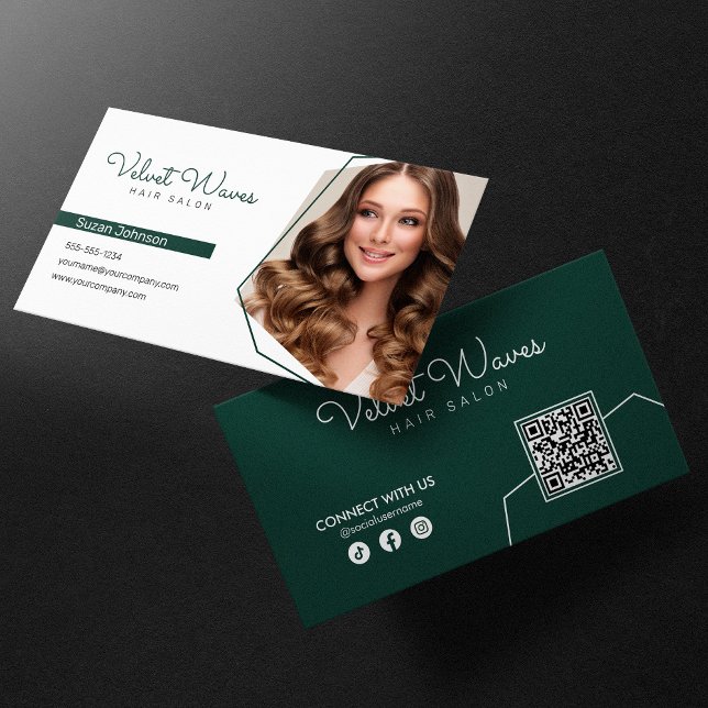 Moderner Eleganter Grünhaarstylist Makeup QR Code Visitenkarte (Von Creator hochgeladen)