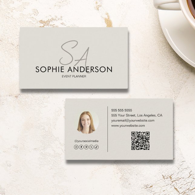 Moderner Eleganter Monogram Foto QR Code Visitenkarte (Modern Elegant Monogram Photo QR Code Business Card)