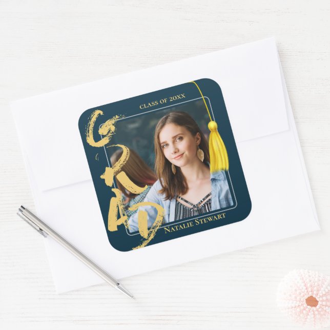 Moderner, feiner Schriftart Foto Abschluss Tassel Quadratischer Aufkleber (Umschlag)