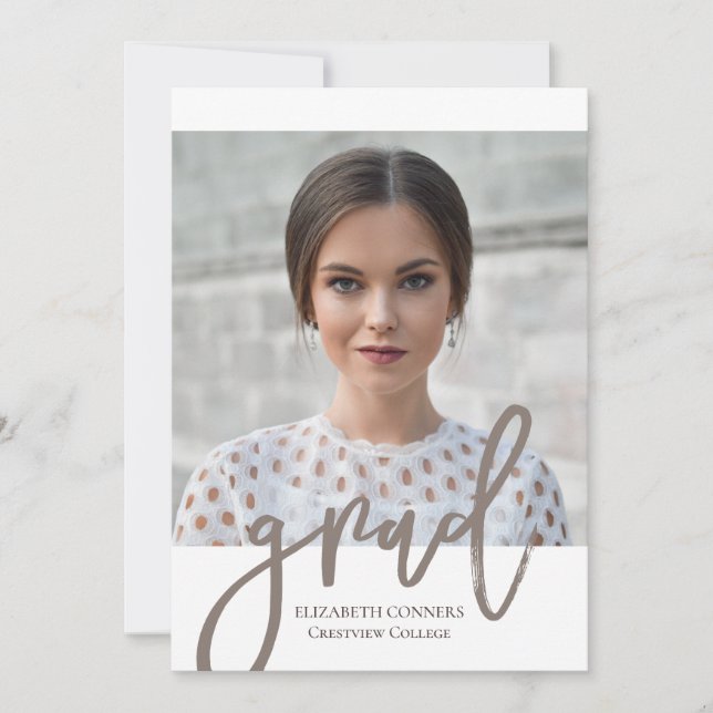 Moderner Foto Collage Grad Silver Script Abschluss Einladung (Vorderseite)
