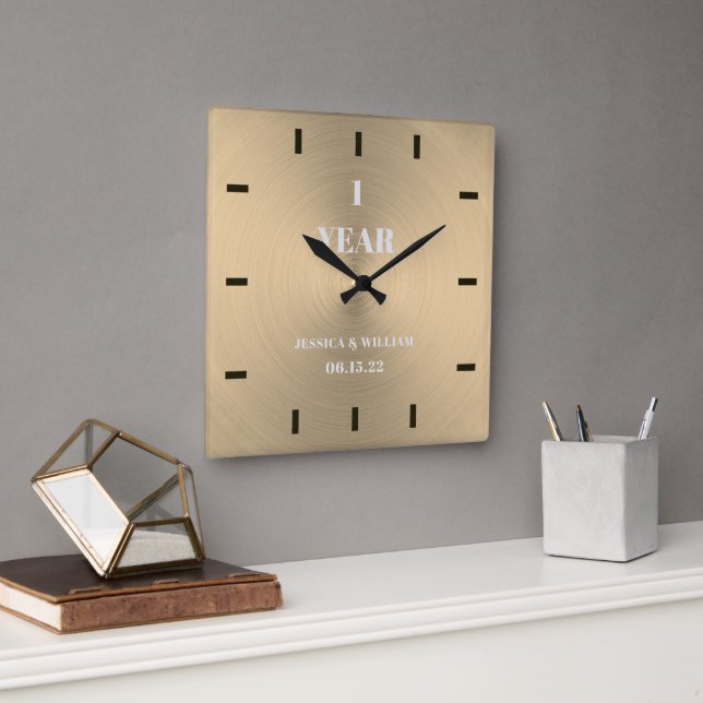 Moderner GoldWedelplatz zum Jubiläum Quadratische Wanduhr (Büro)